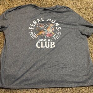 💥4/$20💥 Plus Size Feral Moms T-Shirt